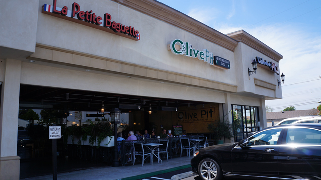 Olive Pit Grill （オリーブ・ピット・グリル） 9