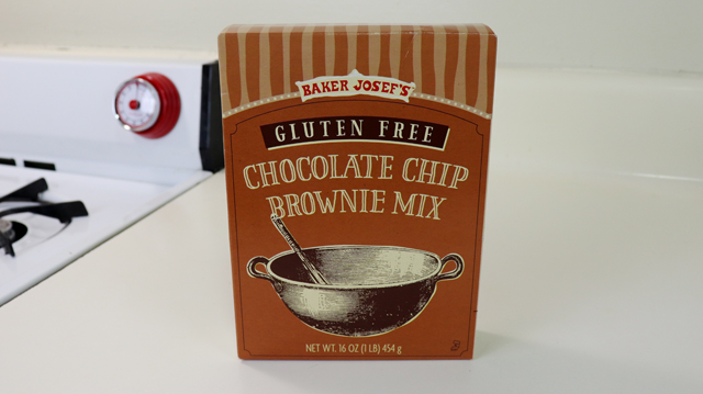Trader Joe's（トレーダージョーズ）のチョコレートチップブラウニーの作り方　1